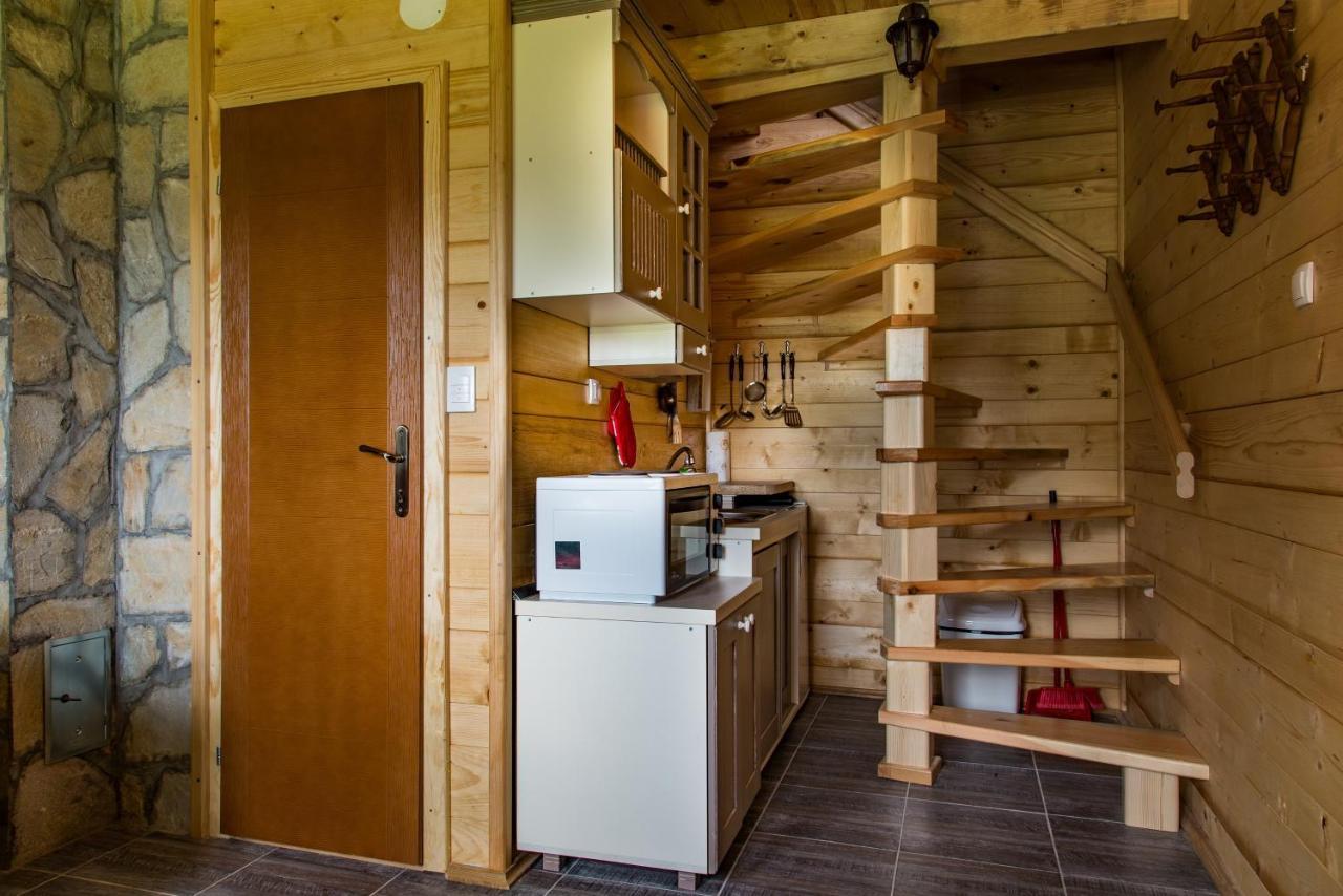 Drvene Kuce Suska - Wooden Houses Suska Zaovine Buitenkant foto
