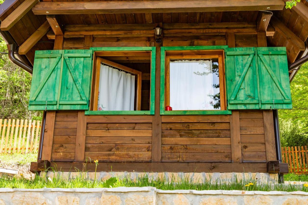 Drvene Kuce Suska - Wooden Houses Suska Zaovine Buitenkant foto
