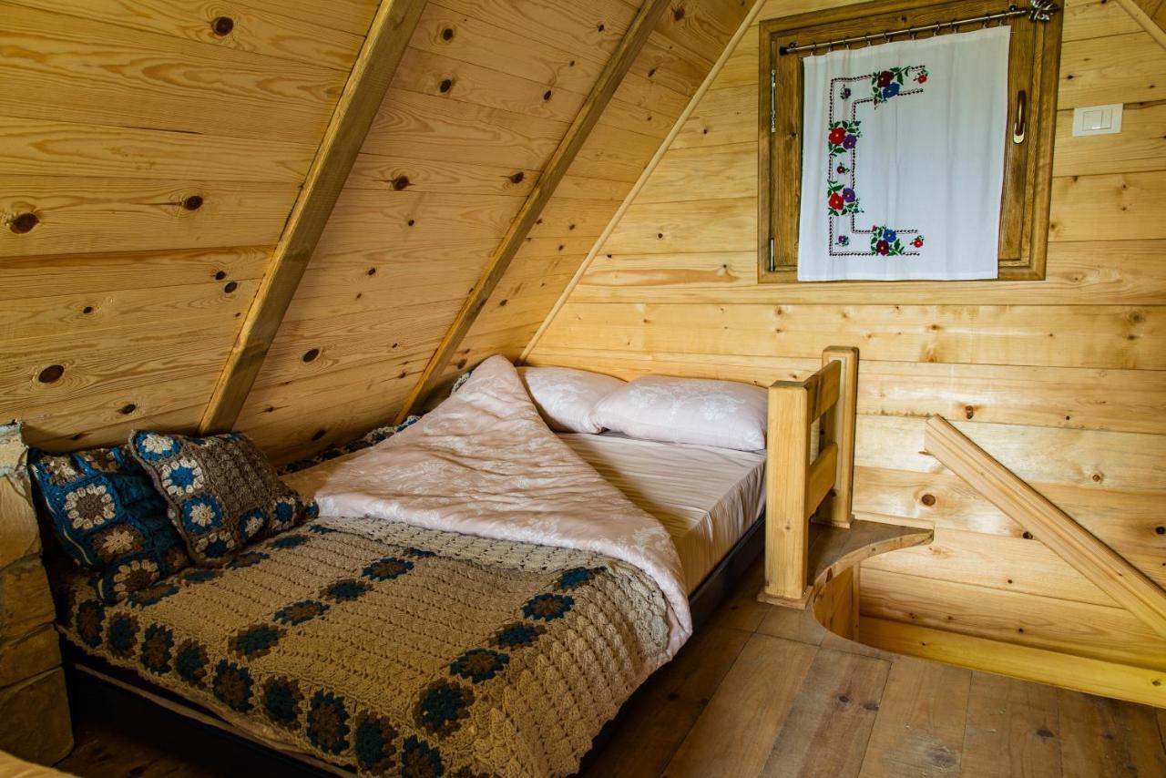 Drvene Kuce Suska - Wooden Houses Suska Zaovine Buitenkant foto