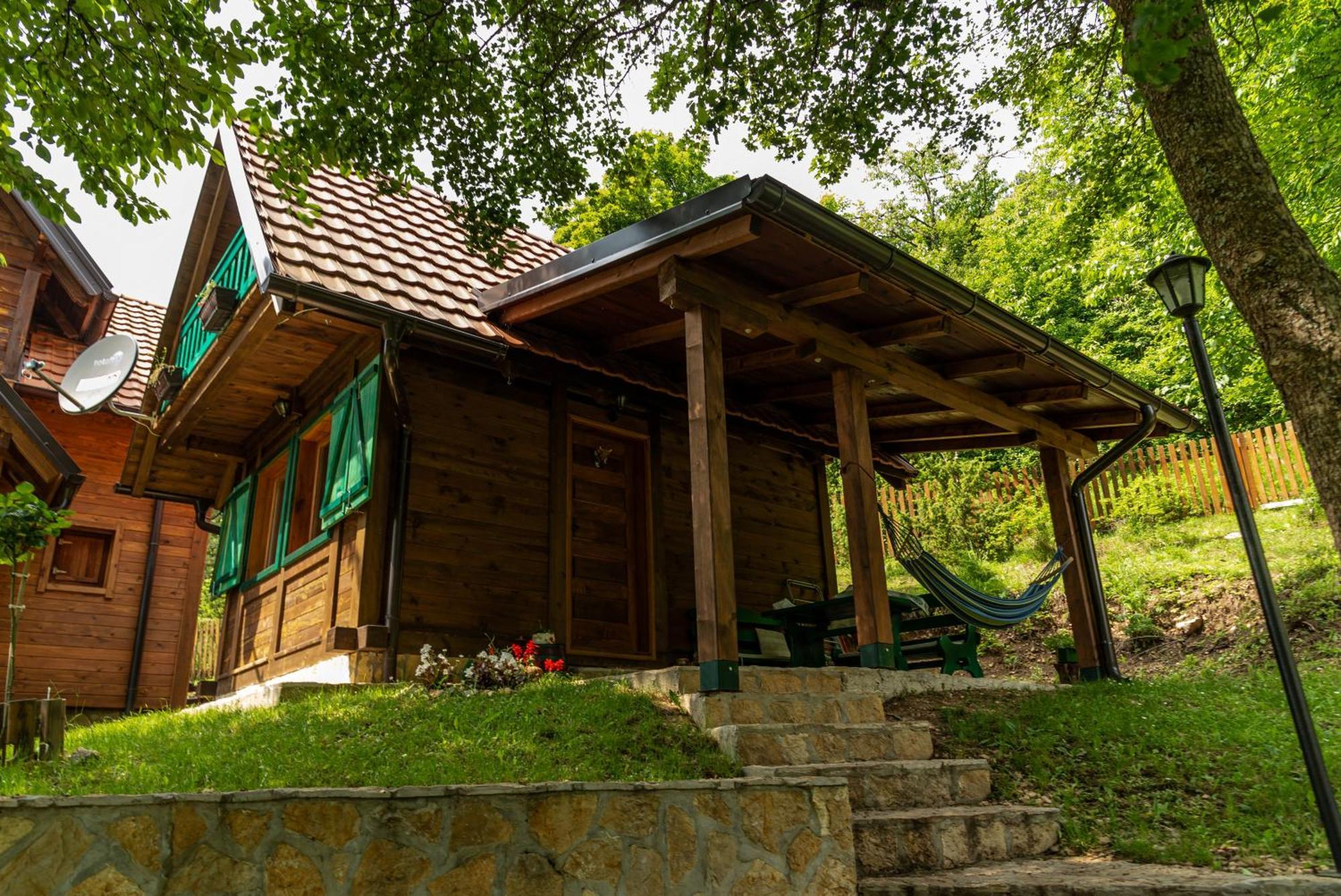 Drvene Kuce Suska - Wooden Houses Suska Zaovine Buitenkant foto